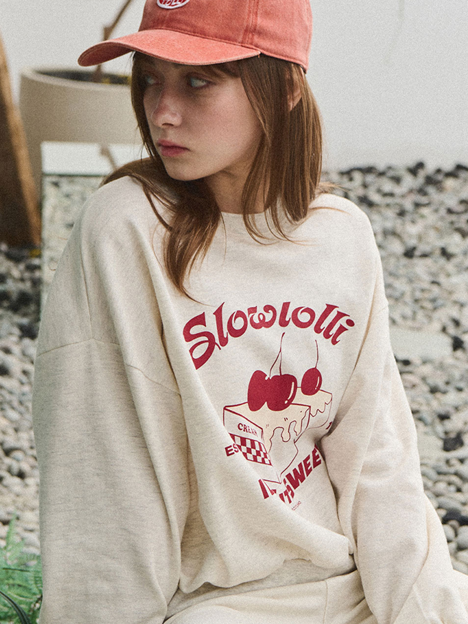Cherry cake sweatshirt - Oatmeal | ファッション通販サイト NUGU