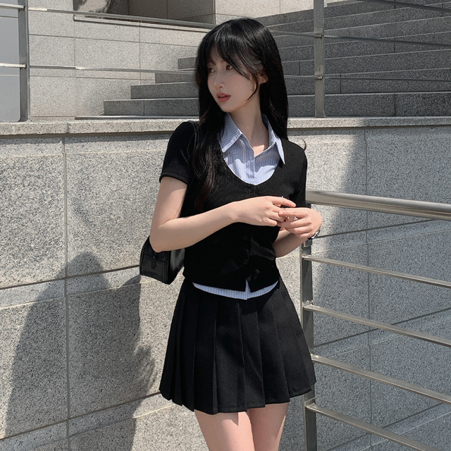 ストライプ ニット 半袖 UNTITLED ストライプ 半袖ニット - メルカリ