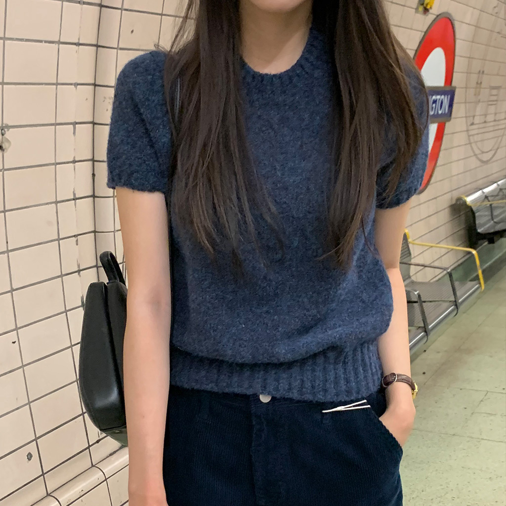 ラウンド半袖ニット