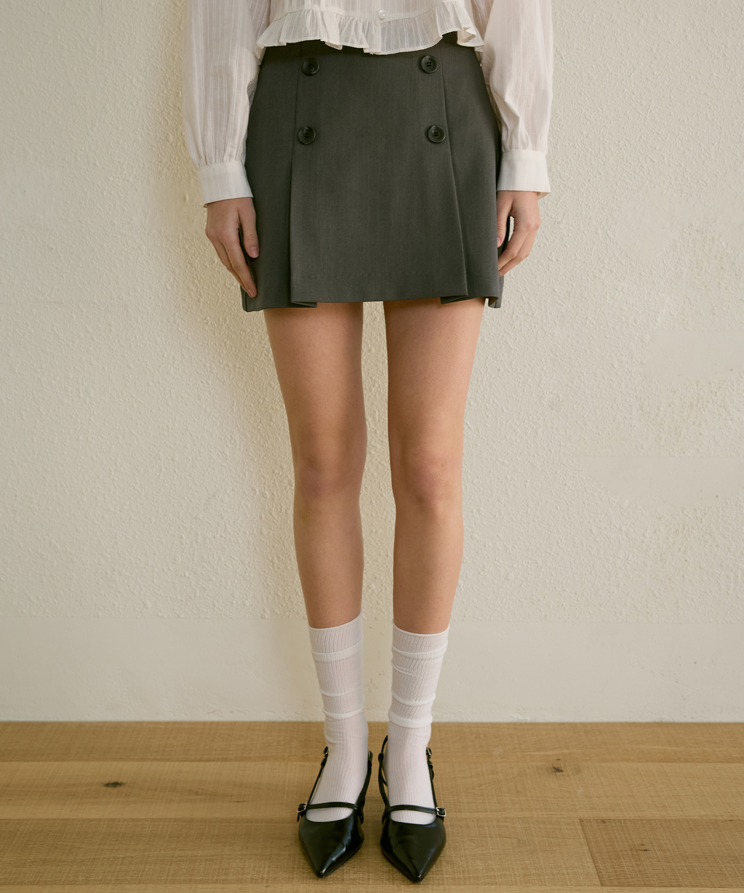 Influencer pick] Dot Balloon Mini Skirt (Black) F25QD895