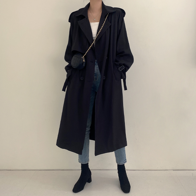 ロングオーバーサイズベルトブラックトレンチコート | ファッション