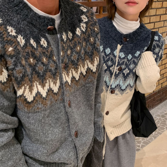 [UNISEX]ノルディック柄ラウンドカーディガン