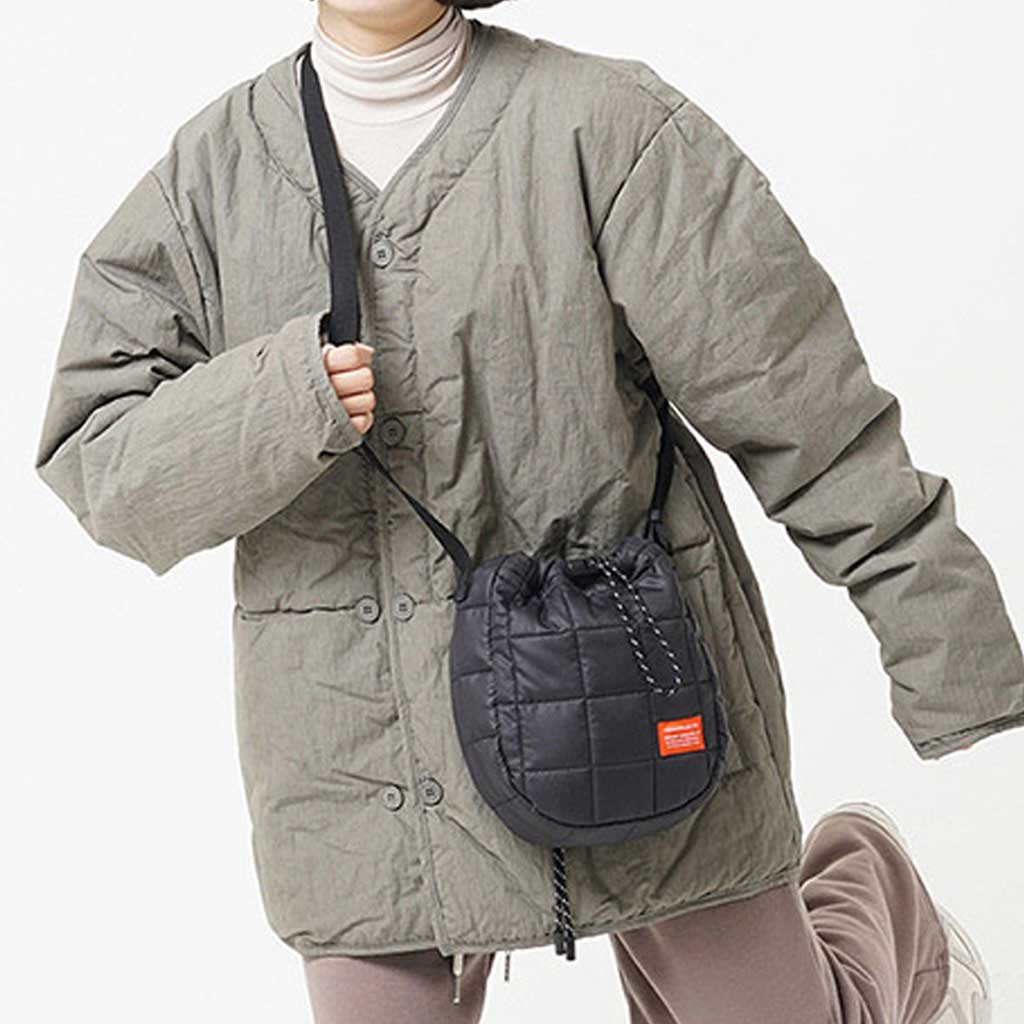 F113 LUCKY SACOCHE PADDING BLACK