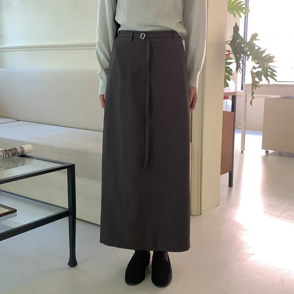ベルトロングスカート