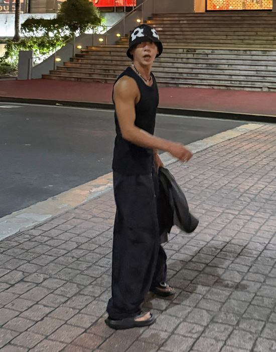 UNISEX)フラワーニットバケットハット | ファッション通販サイト