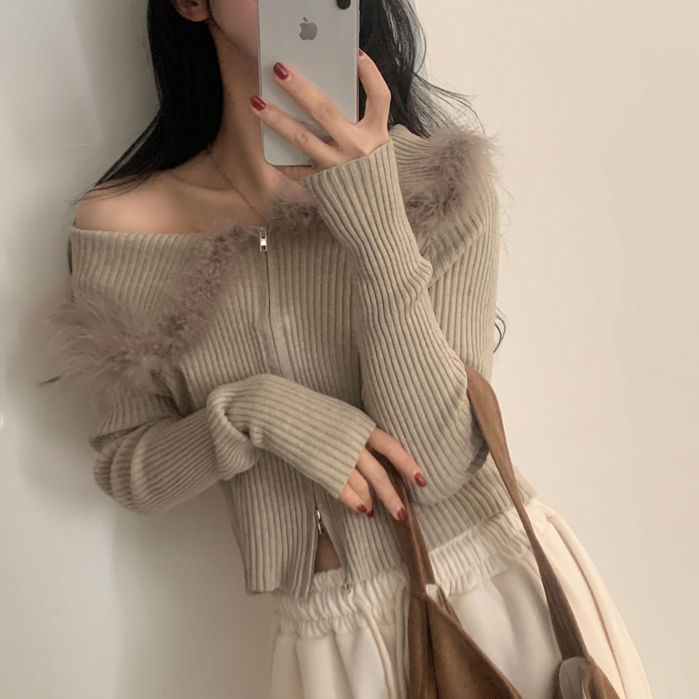 ファーオフショル2WAYリブニットパーカー | ファッション通販サイト NUGU