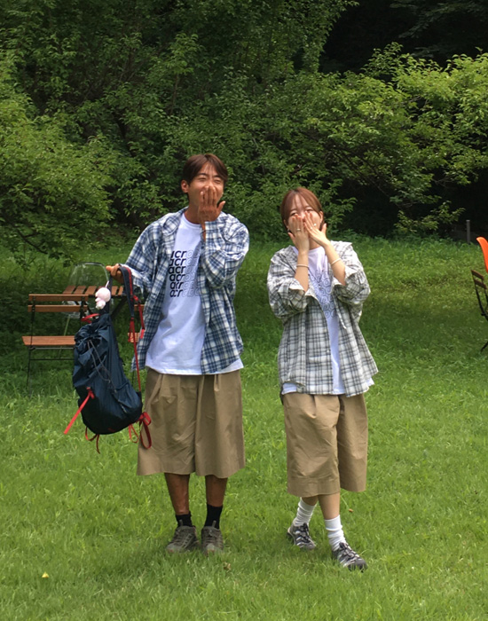 (UNISEX)チェックフード付きシャツ