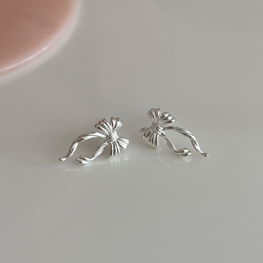 016Fd【ゴールド】ピアス　リボン　蝶　清楚　聡明　S925Silver　銀製 016Ff【ゴールド】ピアス リボン 蝶 清楚 聡明 S925Silver 銀製