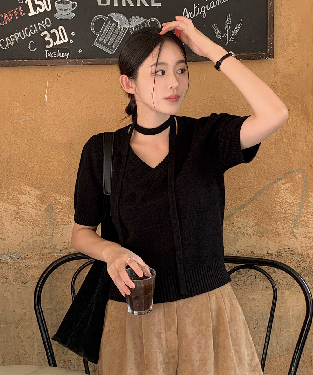 Vネック クロップド丈 リボン 半袖 ニット