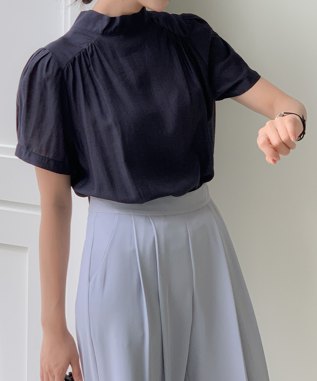 ほぼ未使用✨️定価8.8万　ドゥロワー　シルクドットタイブラウス　オーバーサイズ ほぼ未使用✨️定価8.8万 ドゥロワー シルクドットタイブラウス
