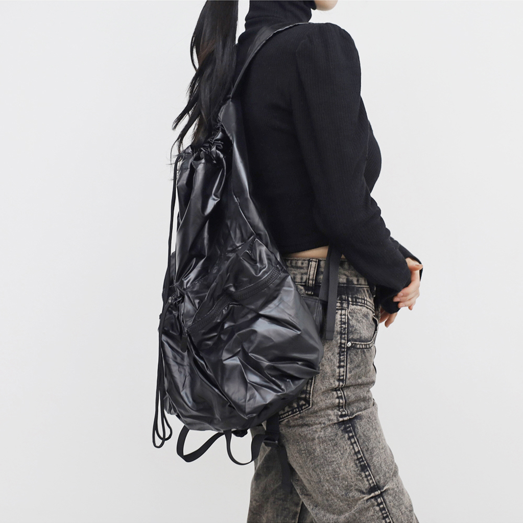 【NOIAGO】 25SS STRING POCKET BACKPACKバックパック ★ (3色) NOIAGO】 25SS STRING POCKET BACKPACKバックパック ☆ (3色