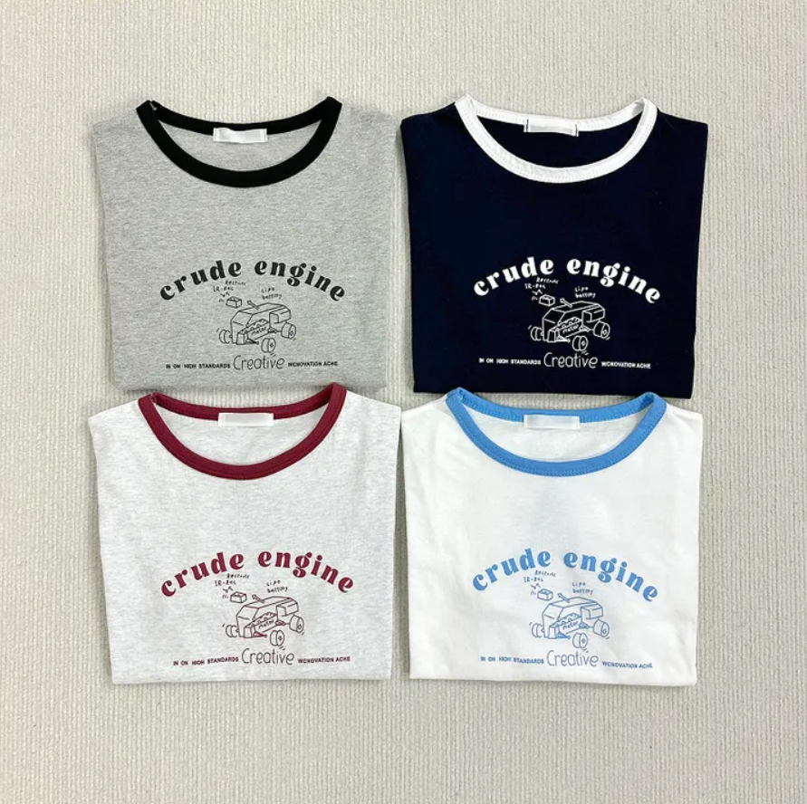 Chihoページ スリムレタリングバイカラーセミクロップド半袖Tシャツ