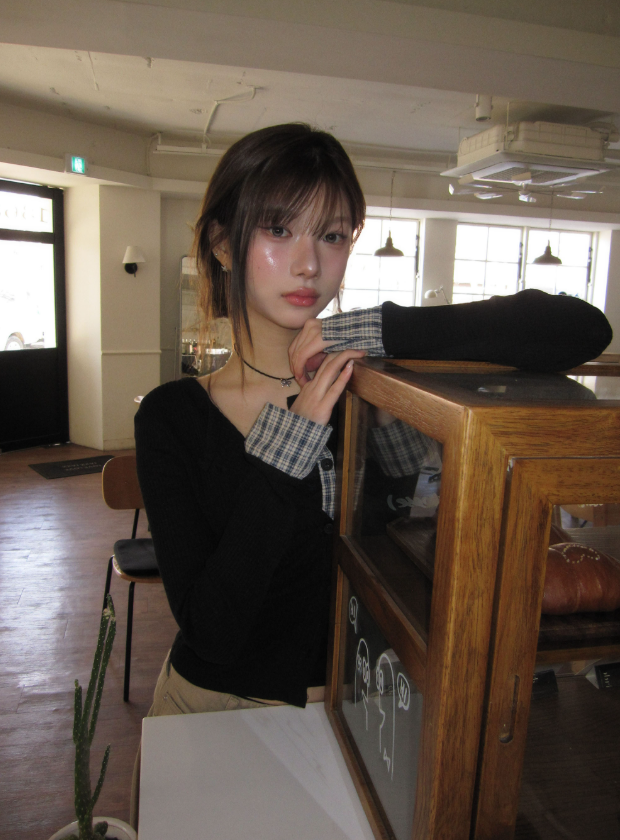 (2color)チェックバイカラーラウンドネックスリムフィットカーディガン