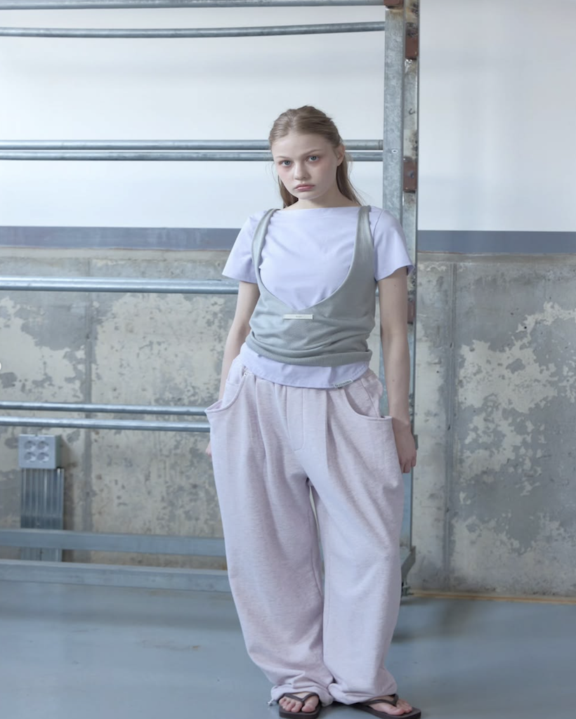 リベットポイントサイドループスウェットパンツ