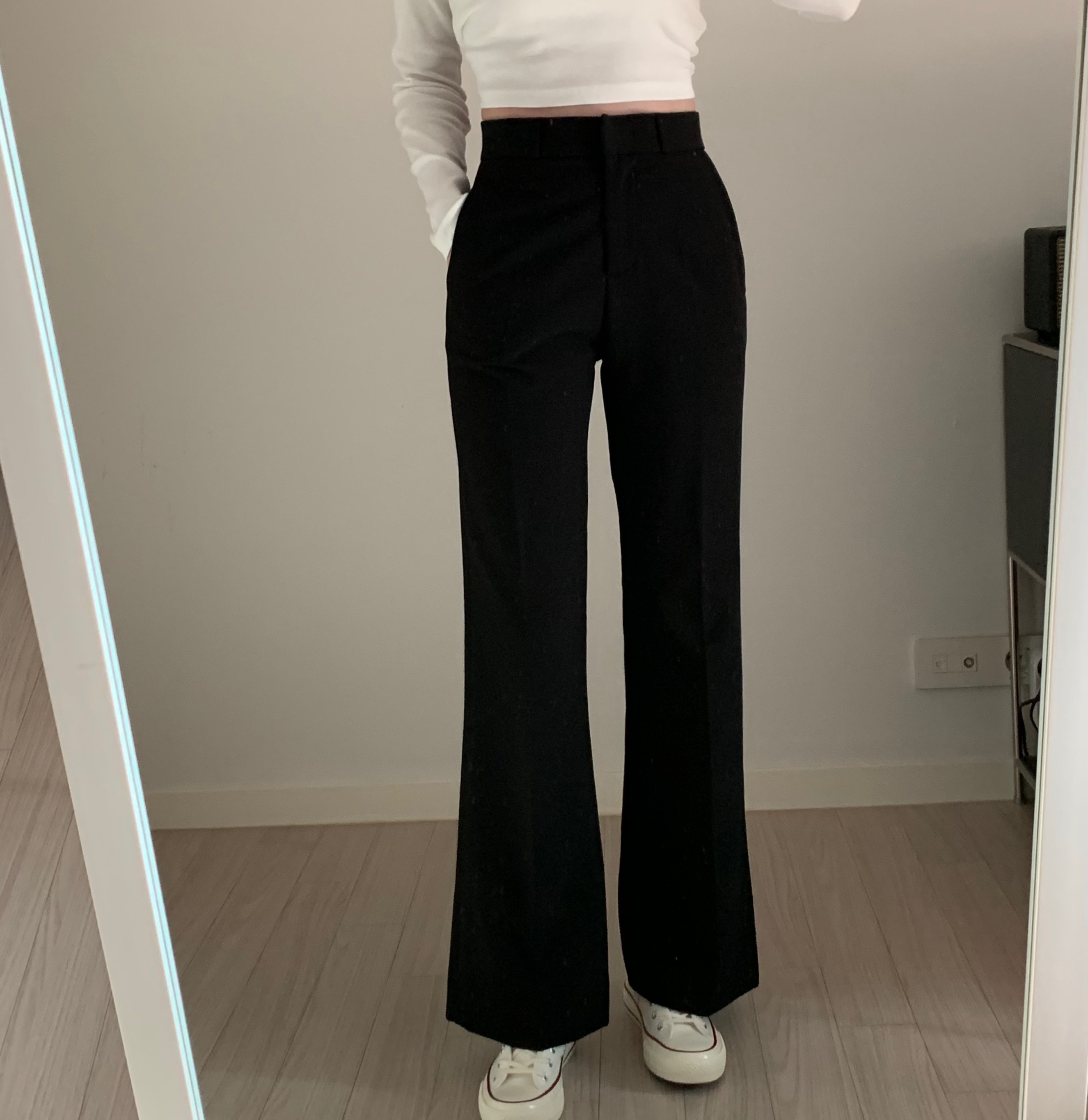 セミブーツカットスラックス