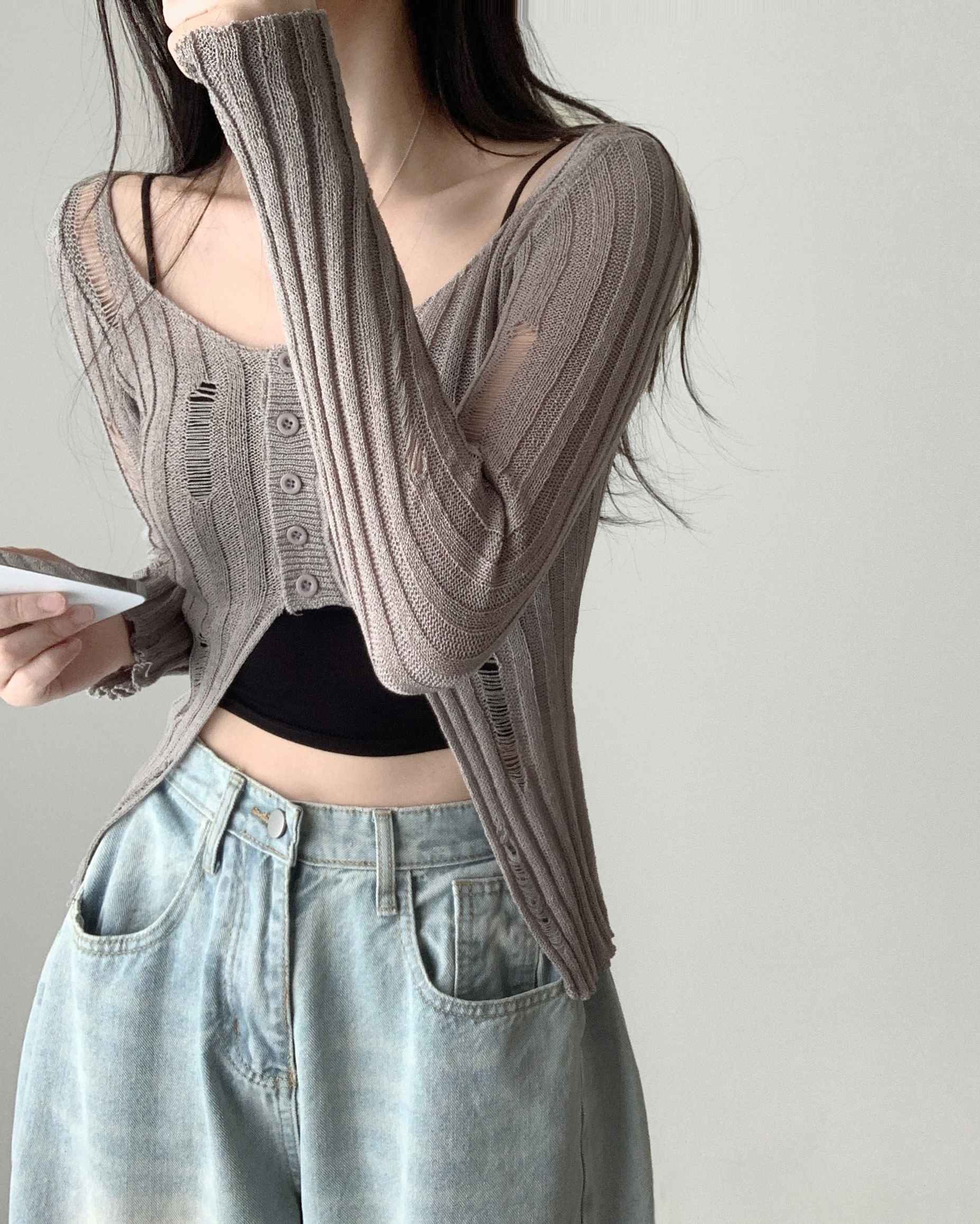 ダメージブークレシースルー長袖ニットカーディガン