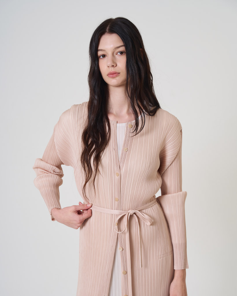[PLEATS] Fluor Glow Button Round Long Cardigan - Champagne Gold