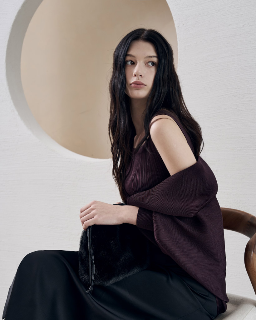 [PLEATS] Glow Unbalanced Stingray Cardigan - Plum Purple