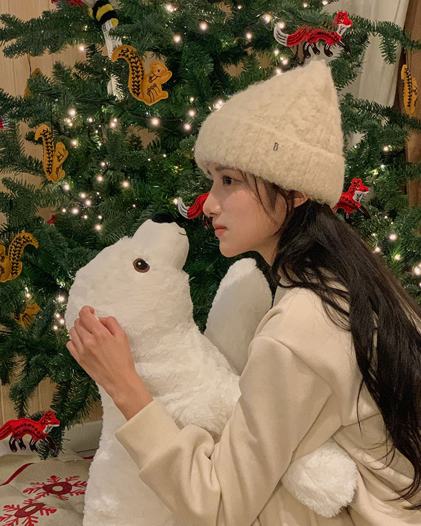 [made] Melting soft knit like V sweatshirt