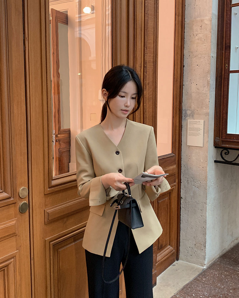 [made] MOIRE V Neckline Jacket