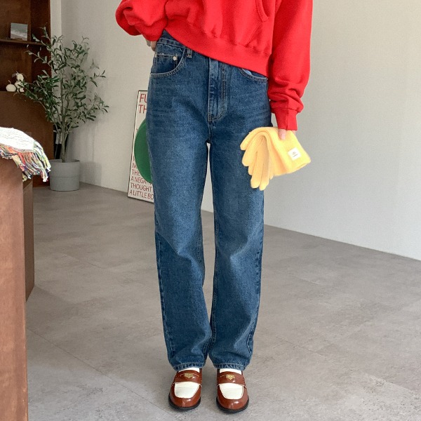 ストレートデニムパンツ