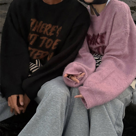 [UNISEX]ルーズフィットレタリングニット