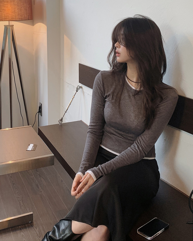 スリムレイヤリングTシャツ