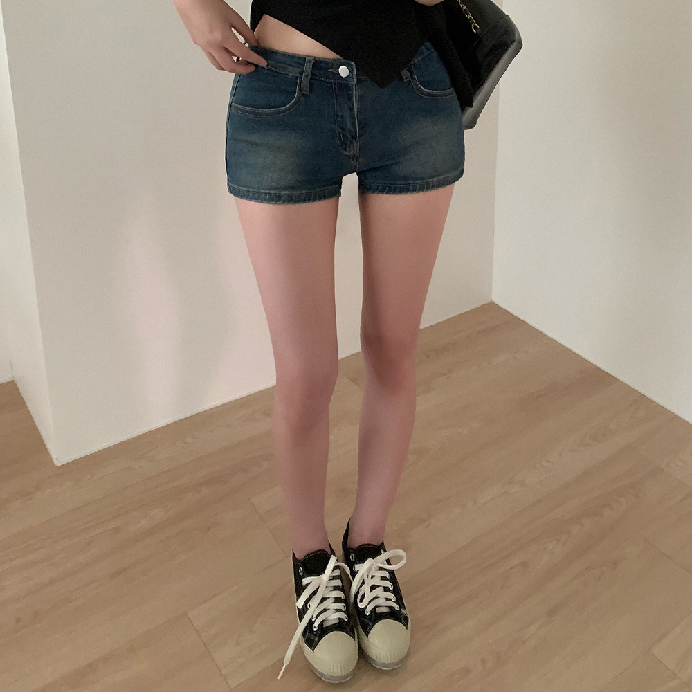 骨盤パッド]ローライズスパンデニムショートパンツ