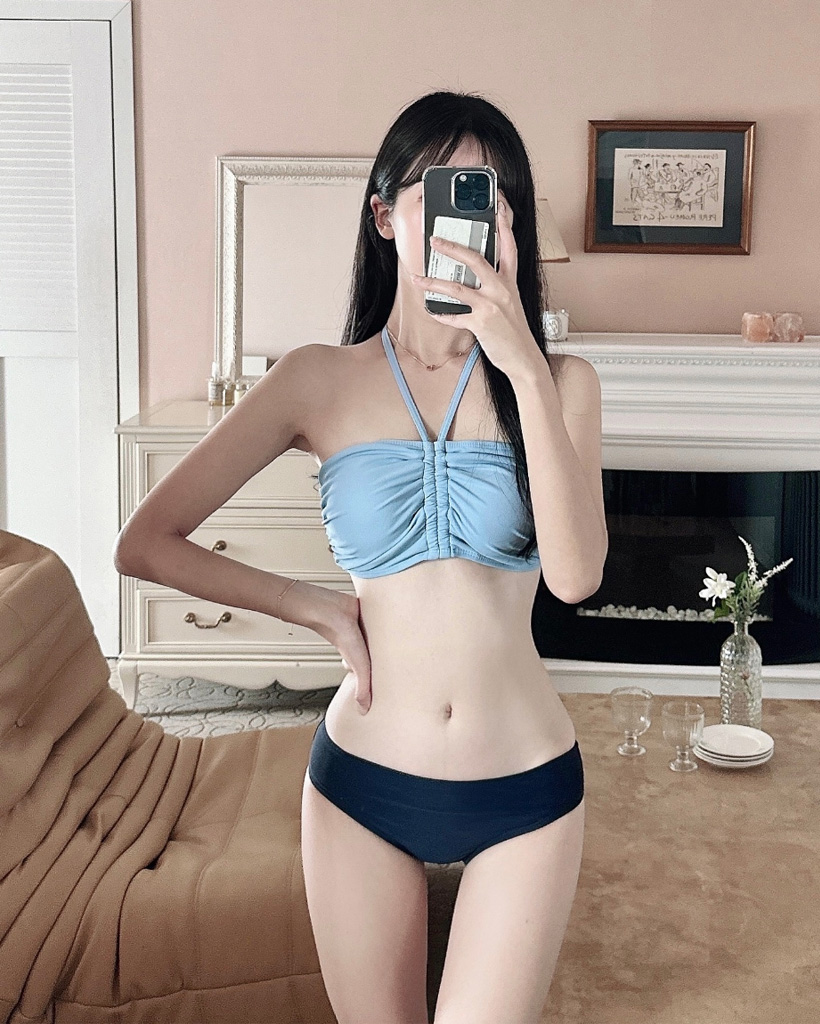 パッド付き] ホルターネックスリットシルバーリングビキニ水着(4color