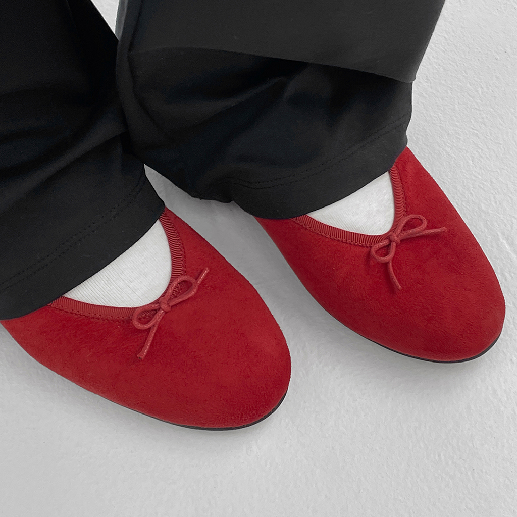 ワイショースエードリボンフラットシューズ