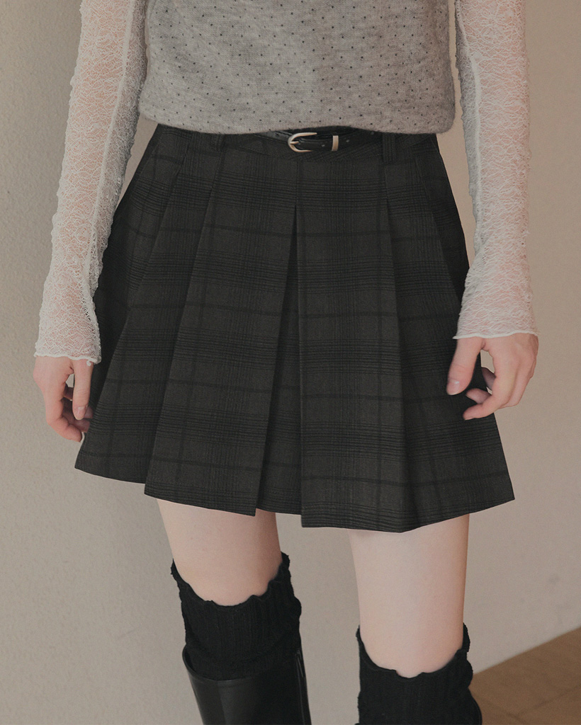 Roben Check Pleated Mini Skirt (with Belt Set)