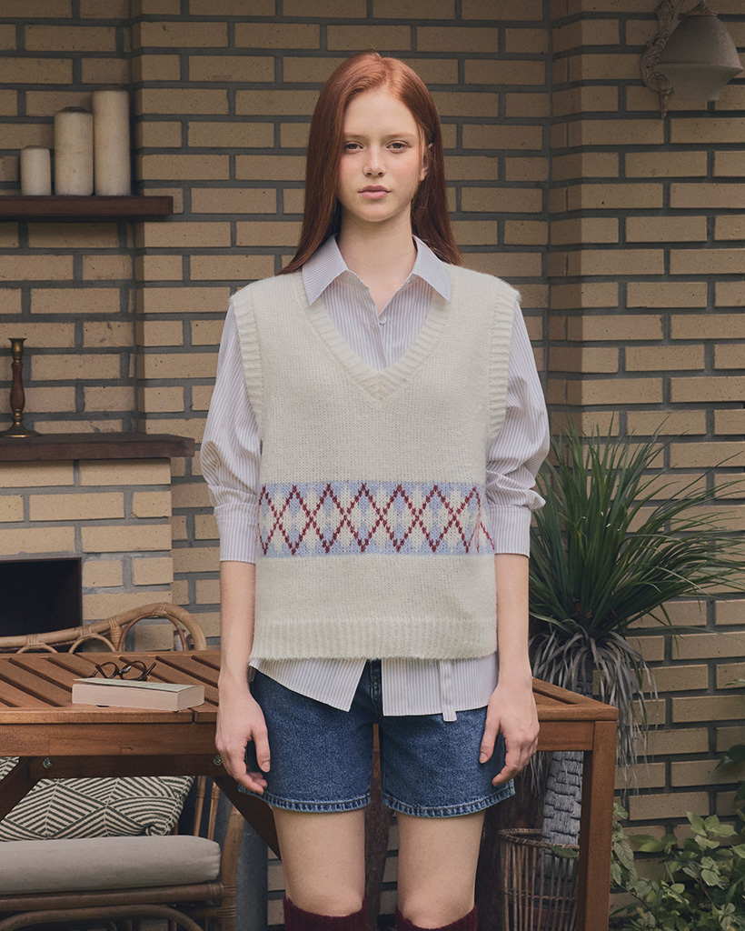 Senit Argyle Knit Vest