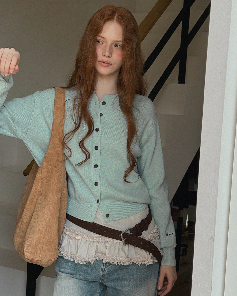 Shorty Embroidered Round Neck Long Sleeve Cardigan