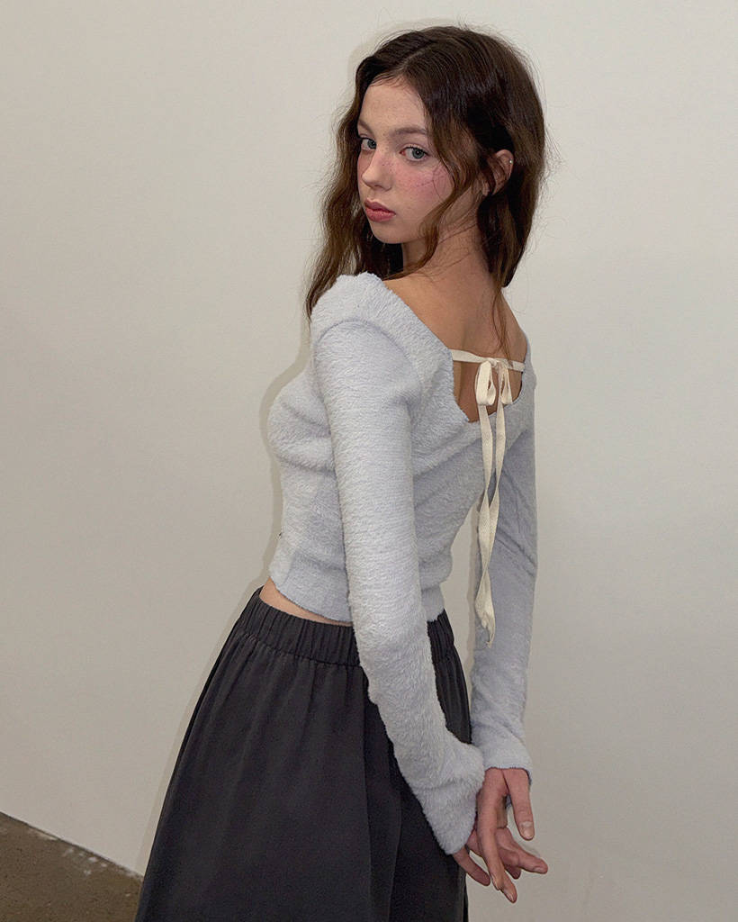 Mollen Brushed Back-Point Long-Sleeve T-Shirt