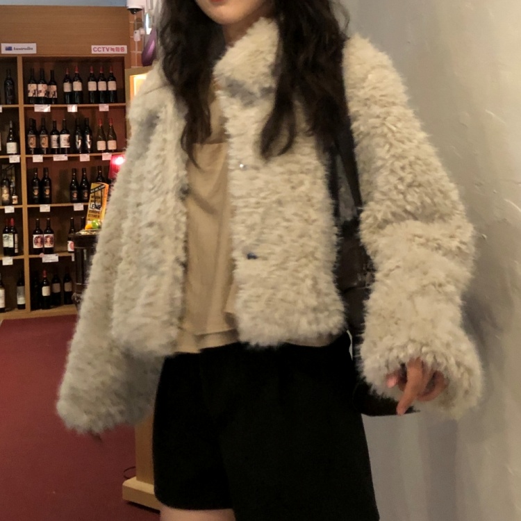 オーバーサイズカラークロップドファージャケット