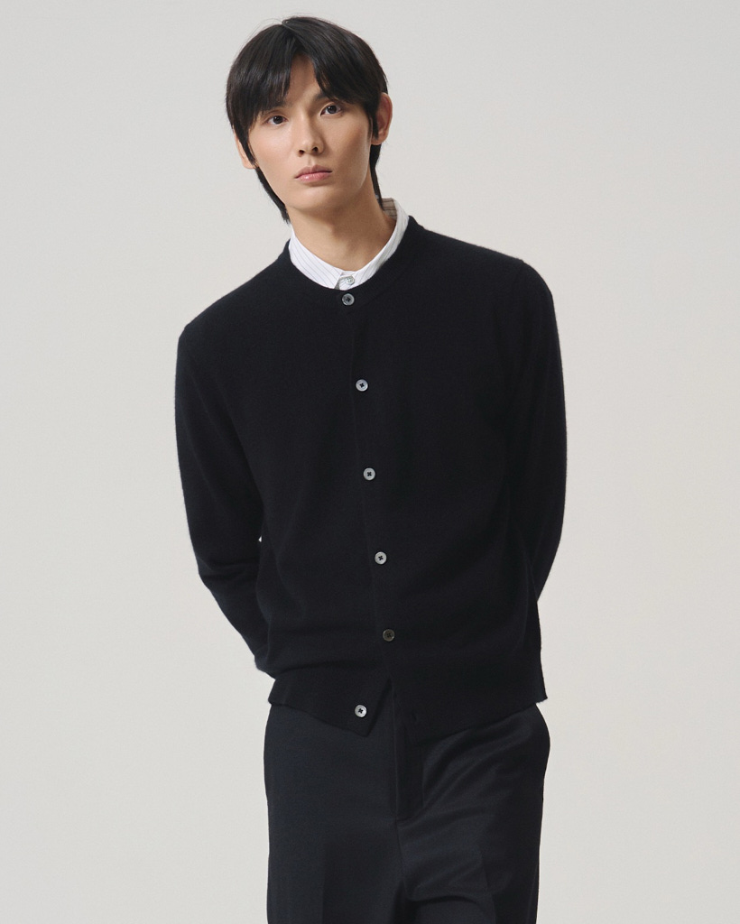 [UNISEX] Cashmere Essential Blend Round Neck Cardigan Black