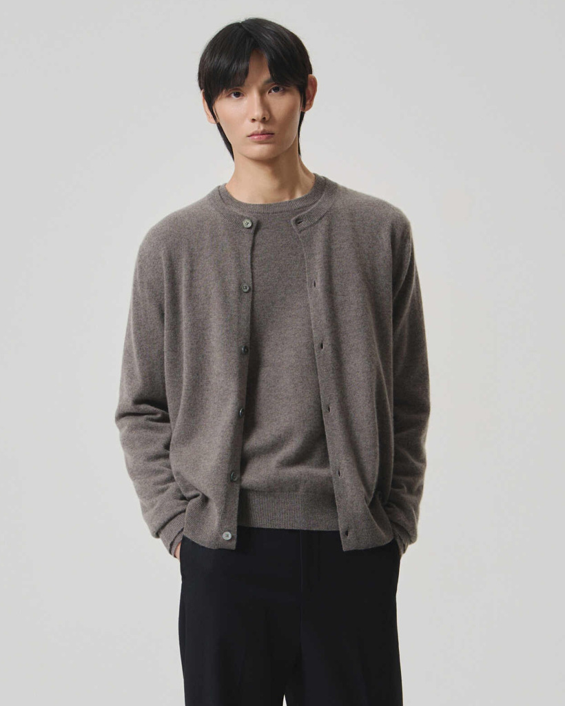 [UNISEX] Cashmere Essential Blend Round Neck Cardigan Brown