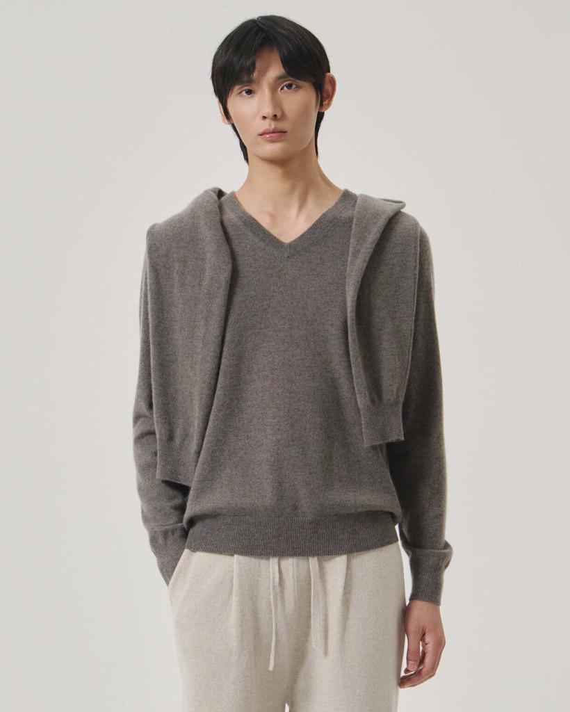 [UNISEX] Cashmere Essential Blend V-Neck Brown