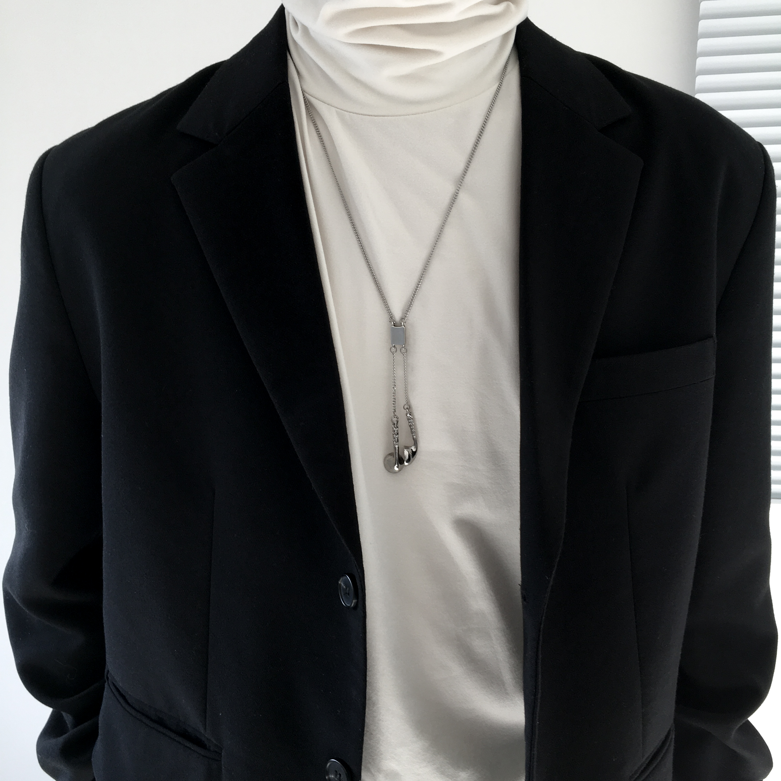 イヤホンペンダントネックレス | ファッション通販サイト NUGU