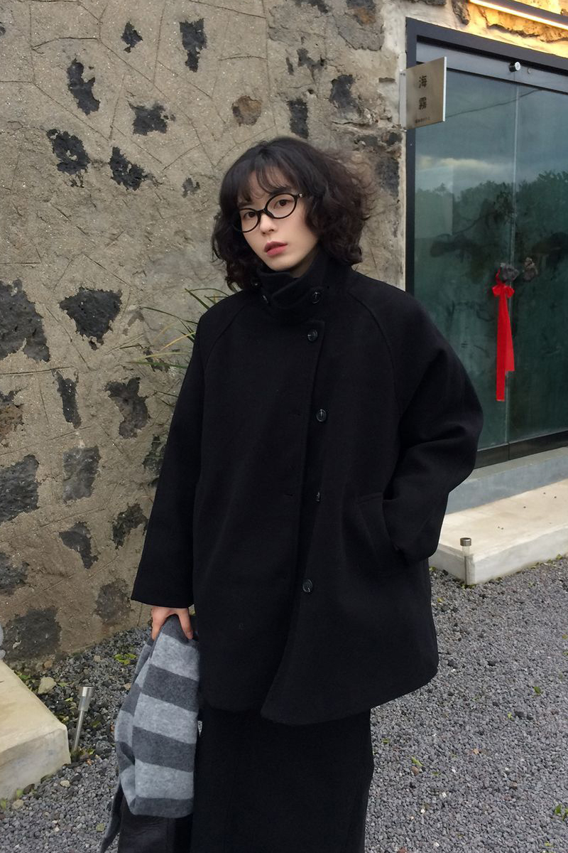 キルティングハイネックミドル丈コート