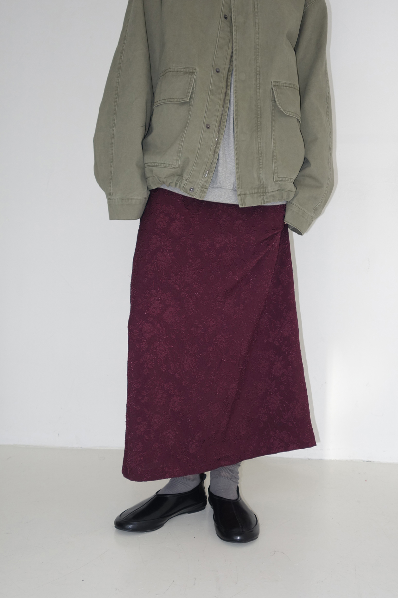 フラワー柄マキシスカート