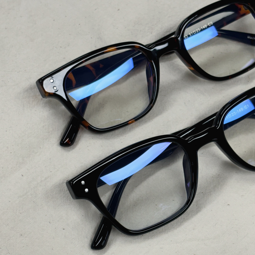 ギークシックスクエア型メガネ (2color) | ファッション通販サイト NUGU