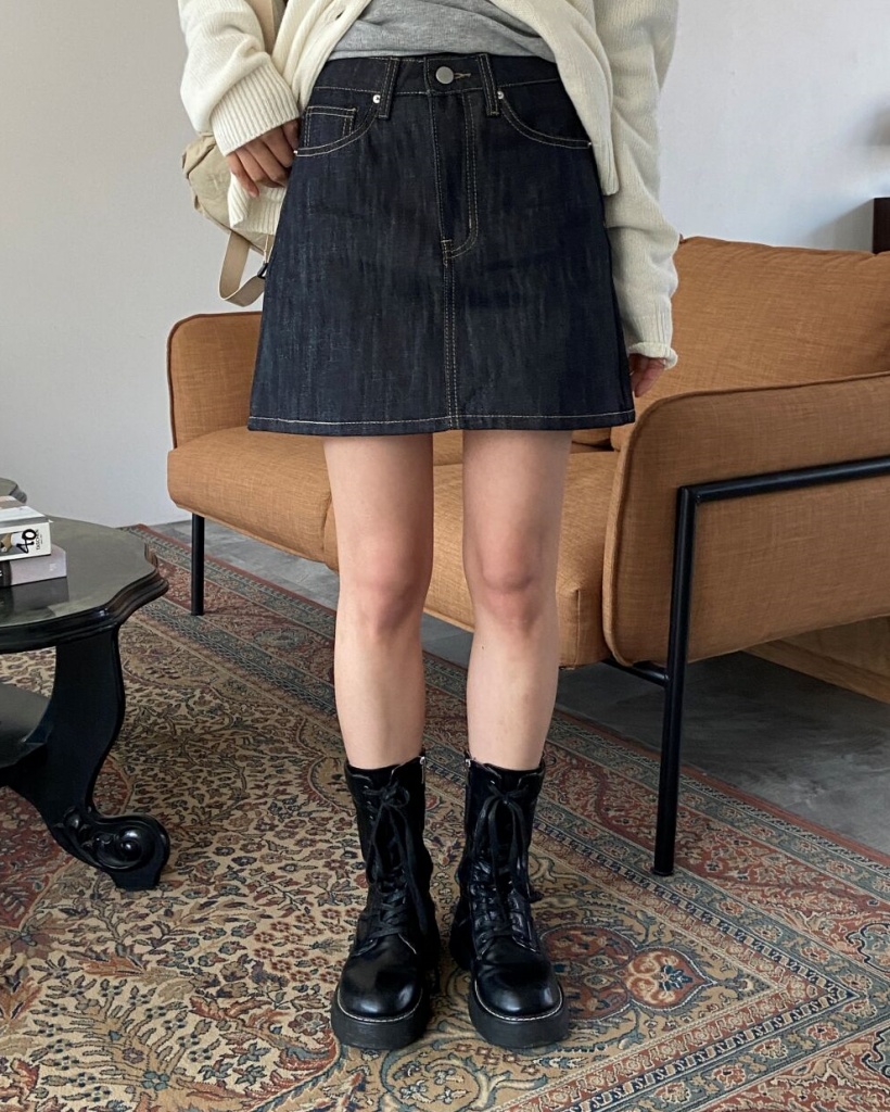 ミニデニムスカート