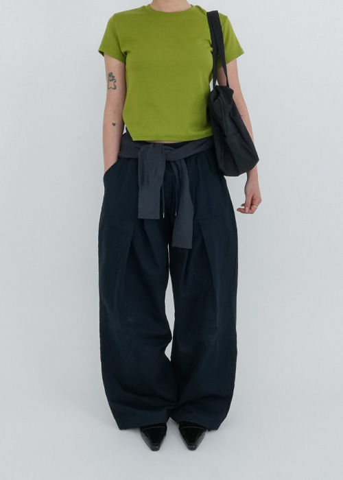 (unisex)カーブタック入りコットンパンツ