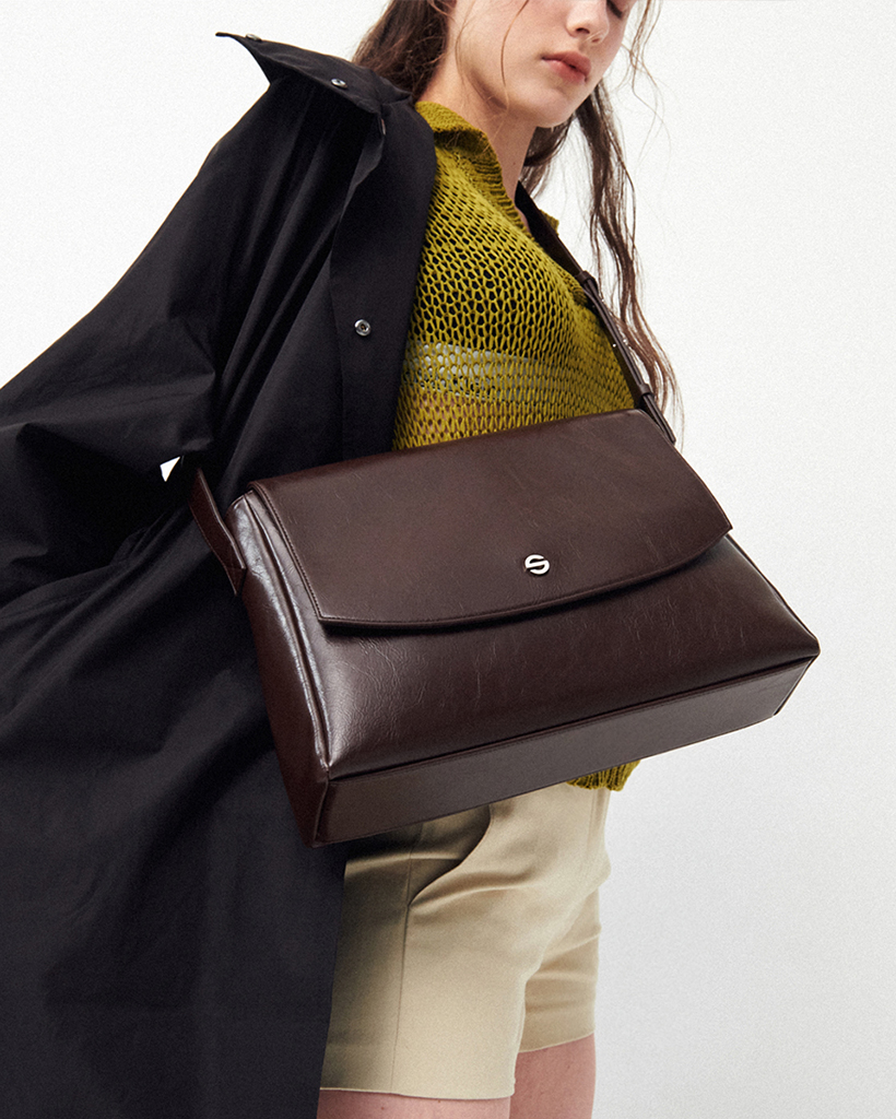 capture bag - crinkle choco brown