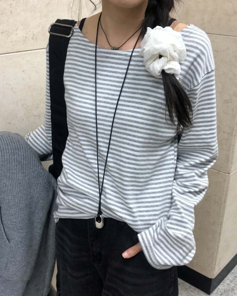 ボートネックボーダーTシャツ