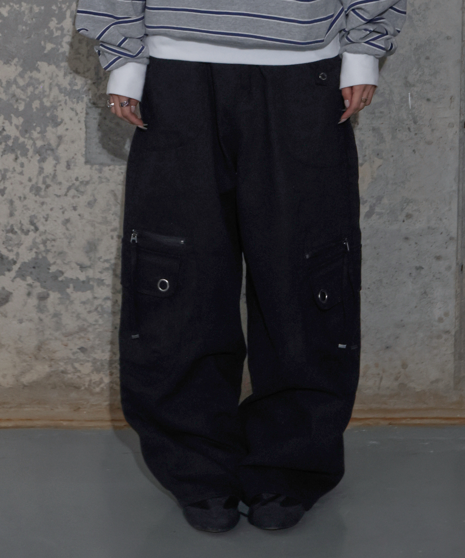 CROSS POCKET CARGO PANTS (BLACK) F25ZD976 | ファッション通販サイト
