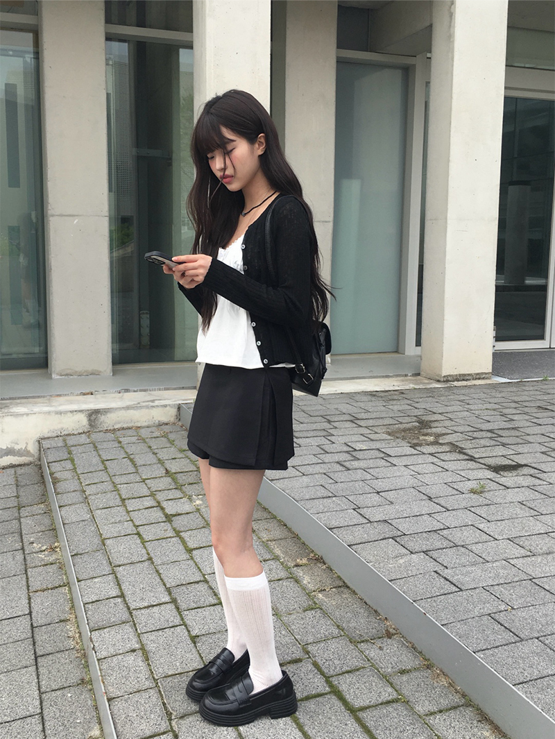 ローライズサイドスリットラップ風ミニスカートパンツ