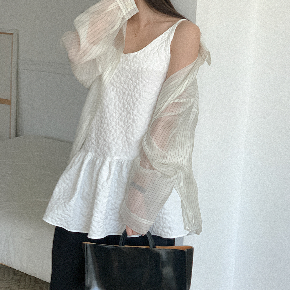 フリルチュニック MOUSSY | LACY FRILL チュニック (チュニック・ロングトップス