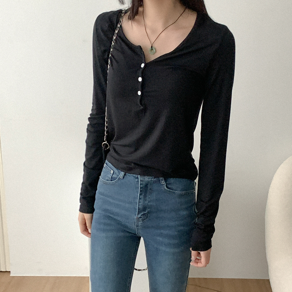 ボタン長袖Ｔシャツ